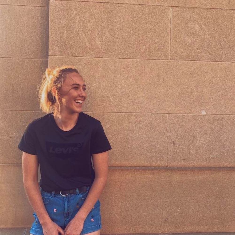 Meet your Posher, Danielle